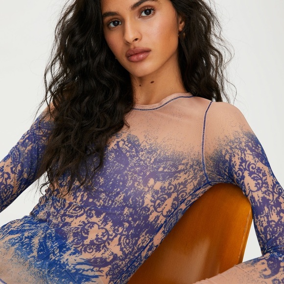 NWT Wilfred Go To Longsleeve - Picture 3 of 6